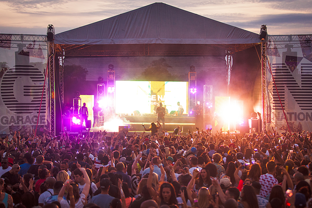 garage-nation-festival-stage-crowd